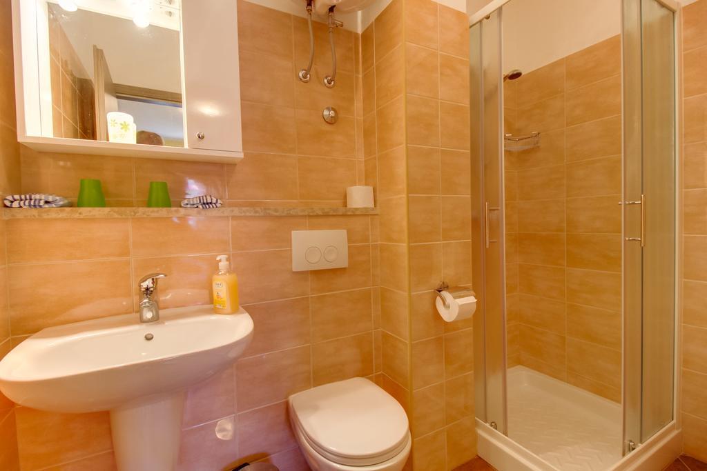Abba Apartments マリ・ロシニュ エクステリア 写真