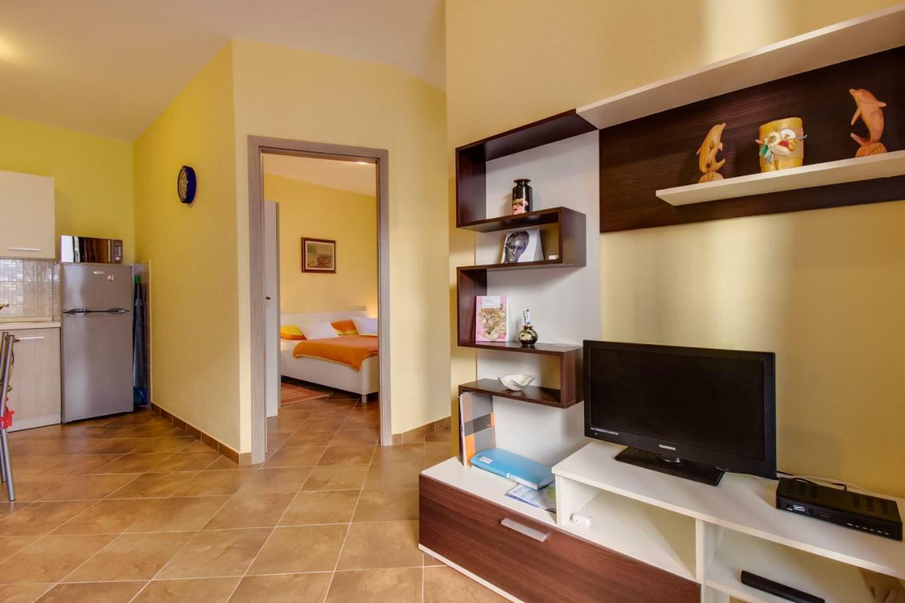 Abba Apartments マリ・ロシニュ エクステリア 写真