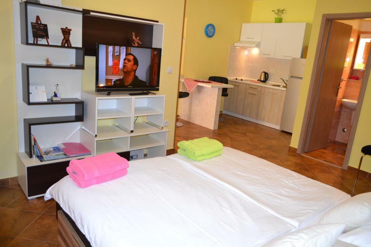 Abba Apartments マリ・ロシニュ エクステリア 写真