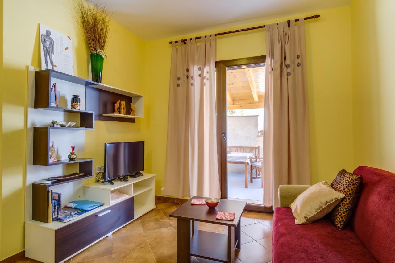 Abba Apartments マリ・ロシニュ エクステリア 写真